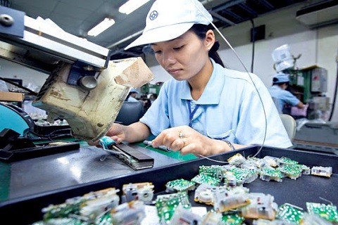 TUYỂN 30 NỮ ĐƠN HÀNG LẮP RÁP LINH KIỆN Ô TÔ